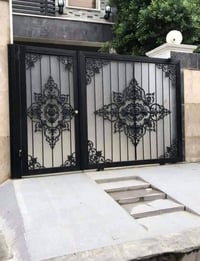 حداد عام • اربيل • نقش خشبي