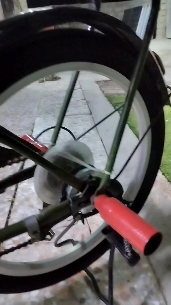 السلام عليكم بايسكل للبيع بريك صجم السعر 90اكو مجال حق الجميع


**إذا كنت صاحب هذا الإعلان وتريد حذفه لأي سبب، رجاءا أرسل رسالة إلى الدعم الفني**