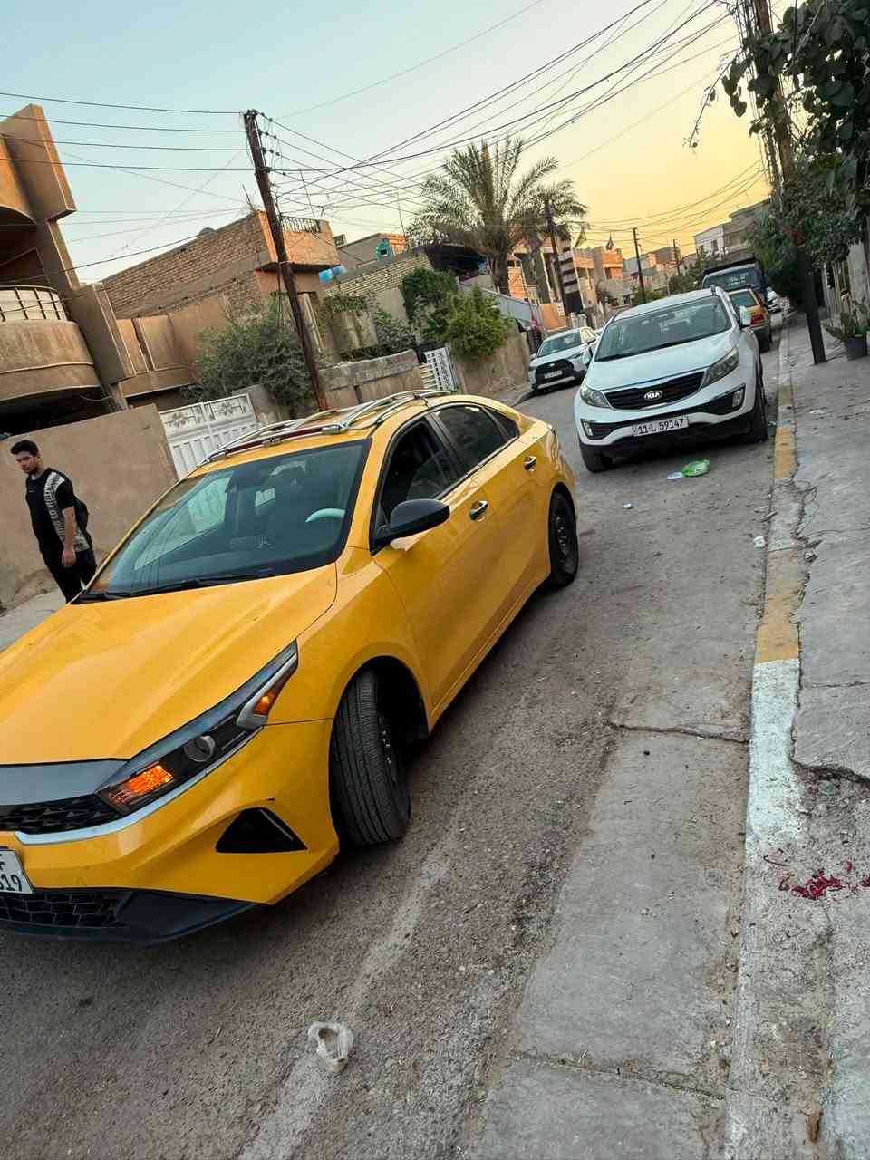 السلام عليكم فورتي موديل 2023 رقم بغداد وارد امريكي حادثها كما موضح بل صور كير المرغوب AT بدون ايرباك وسياره خير من الله اضافه منضومه غاز ومصفره هيئه وغرامات  السعر 139
رقم الهاتف ***********
