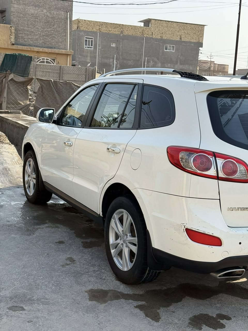 سنتافي 2010 خليجي مواصفات فول على موديلها السياره سابقاً مكفوله و الان فقط حرق ضفيره تم استبدالها بلاديه مع استبدال البنيد وباقي السياره كفاله 
موافاتها - فتحه-6سلندر 3500 -كشن كهرباء-كشن السايق كهرباء- 7راكب - 3قطع تبريد
السعر 130 وبيه مجال-للبيع او المراوس
الرقم ***********
