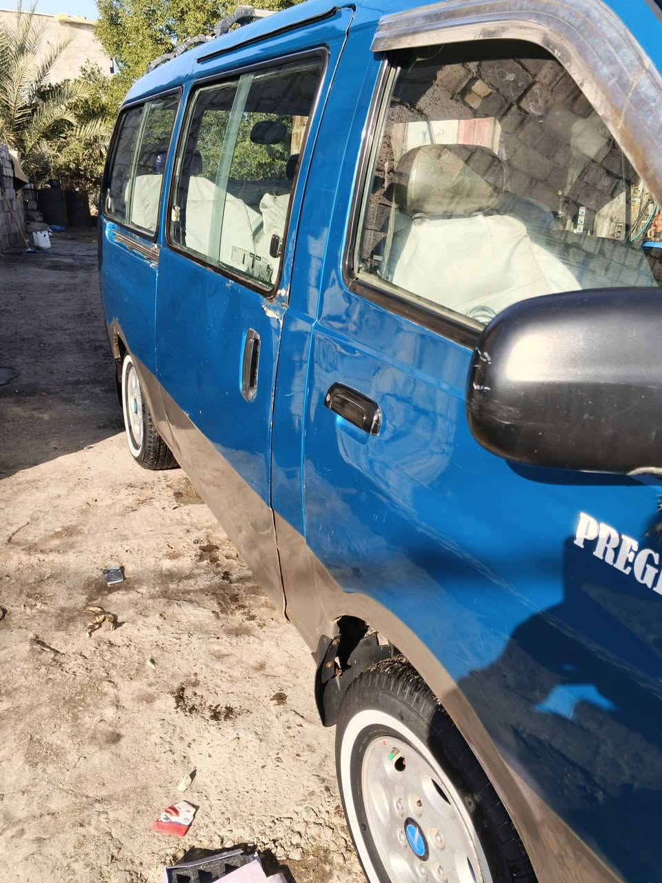 السلام عليكم متاح بريجو موديل 96رقم ألماني مشروع وطني مصبوغة لجماليه
مكينه كير اكسل خير من الله تحويل ثاني يوم 
 هذا رقم صاحب السيارة ***********
اني مكلف بلنشر
