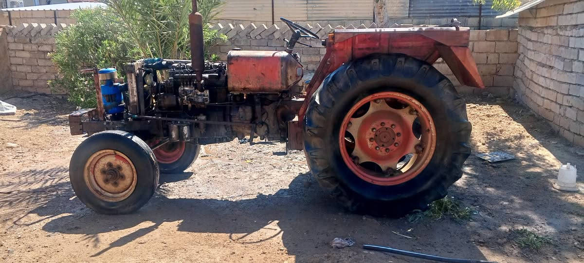 السلام عليكم اخوان عنتر موديل 83محرك معمر جديد ارقام وسنويه موجود تايرات نص عمر ثكالات وذرعان وجرار موجودات عنوان موصل ربيعة اي استفسار راسلني.


**إذا كنت صاحب هذا الإعلان وتريد حذفه لأي سبب، رجاءا أرسل رسالة إلى الدعم الفني**