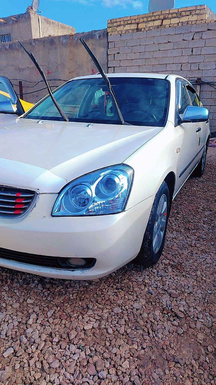 سلام عليكم سياره أوبتيما موديل ٧ كوري ليبل واحد تبريد ثلج سنويه ٢٧ مدور ثاني بيها دحجات بصيطه مصبوغه حزام بيها جملغ دحجه الخلفي فقط
أو بنيد صبغ فقط مابيها ضربه
سياره حلوه اونضيفه *********** غير متواجد 
على الفيس بوك
