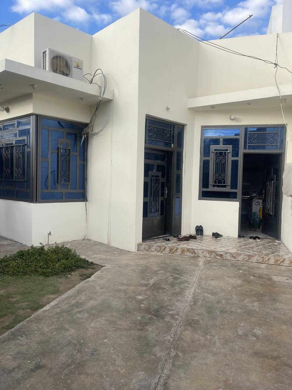 مشتمل للبيع مثنى خلف الخظراء المربع الأول  شارع الطاقة.
مساحة 200 متر  طابق واحد 
2غرف 
شارع 15
السعر وباقي التفاصيل ⬇️ 

للاستفسار اكثر *********** 

مكتب العباسي للعقار  حي الشهداء ركن شارع 2000
