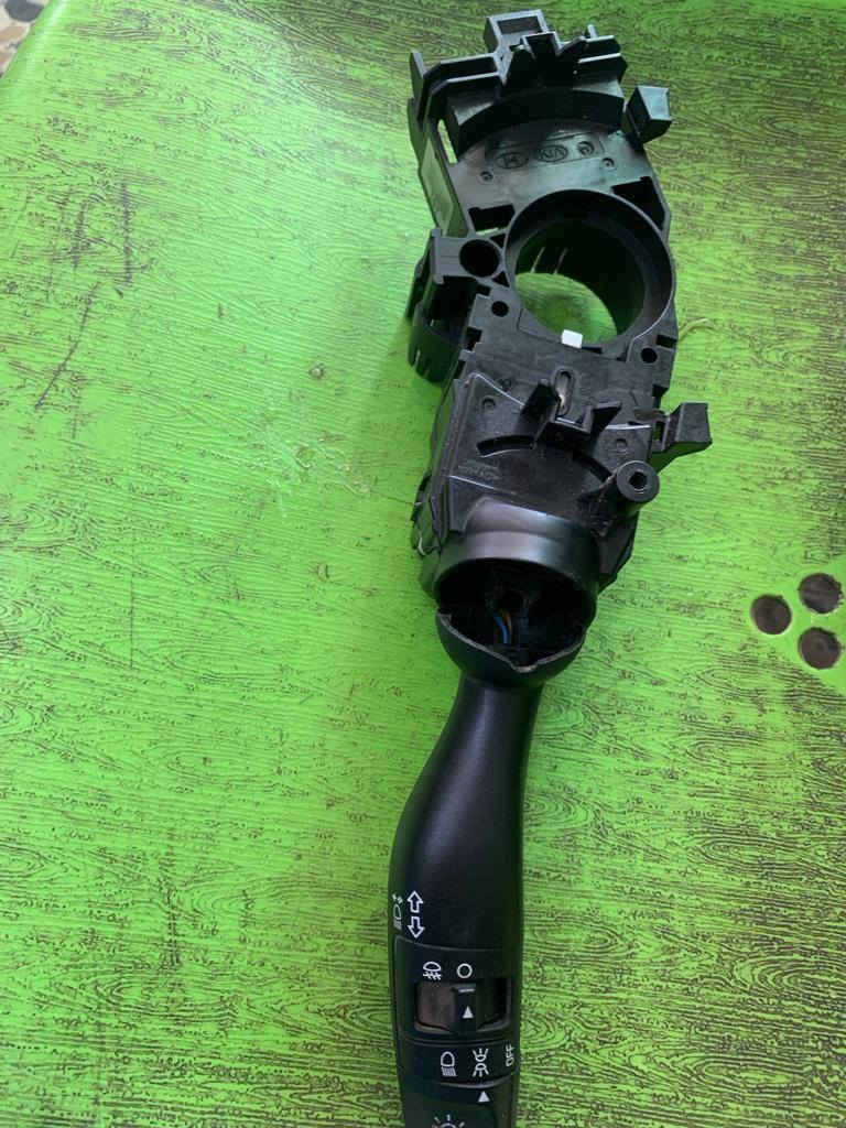 سلام عليكم! 😎 متوفر عندي غراض كيا رندو بكل ألوانه وأنواعه، وجميع الموديلات موجودة!
كونتورلات بارخص الاسعار 
يوجد توصيل لجميع محافضات العراق 
للاستفسار التواصل ***********
