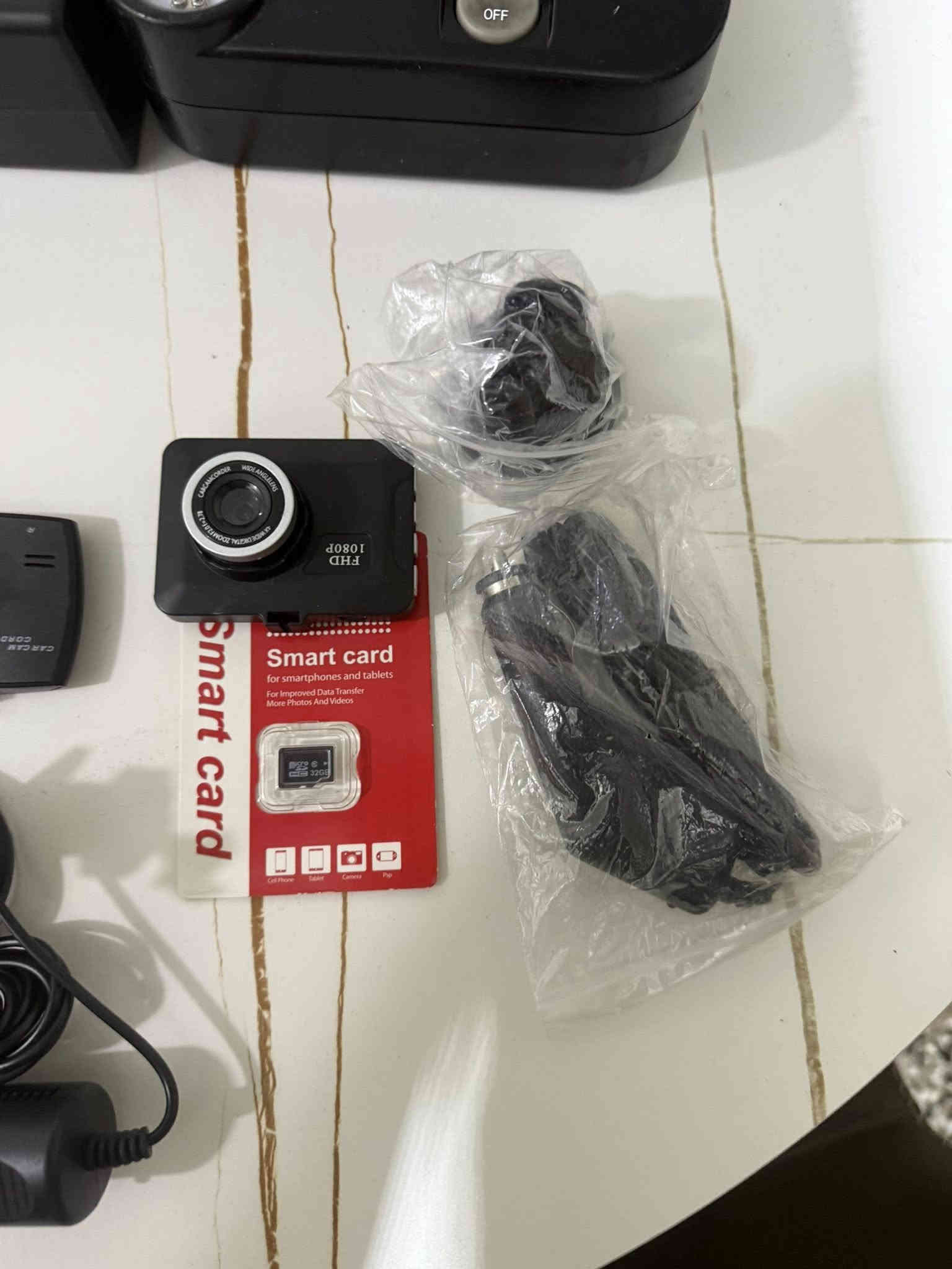 سلام عليكم 
منفاخ ياباني باقي اخر ٣ قطع السعر ٢٥ 
كامره داش كام مال حوادث اصلي ٣٠ الف 
يوجد توصيل جميع محافضات العراق 🚚🚚🚚
مكاني بغداد مشتل *********** 
موجود من ٥ العصر الى ١٢ بليل
