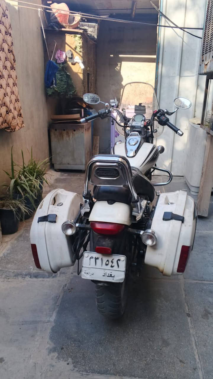 سلام عليكم دراجه متاحة البيع السعر ١٣ ورقه وبيها مجال مكاني بغداد مدينه الصدر
***********
