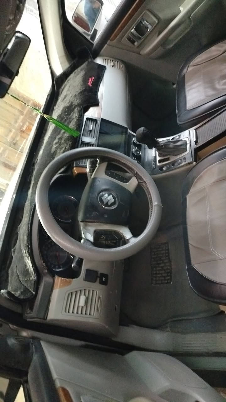 سلام وعليكم سياره سوسوكي مديل ٧ سياره كير مكينه كفاله بيه ملحضات بل كشر داخله نضيف كلش رقم نكليزي رقم الهاتف *********** مكان سياره بغداد سعر 54 وبيه مجال
