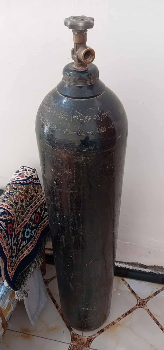 السلام عليكم
للبيع قنينة اوكسجين حجم كبير عدد٢ سعر الوحدة ب 100 الف وبيه مجالك
العنوان الكرمة قرب جسر الكرمة
 ***********
