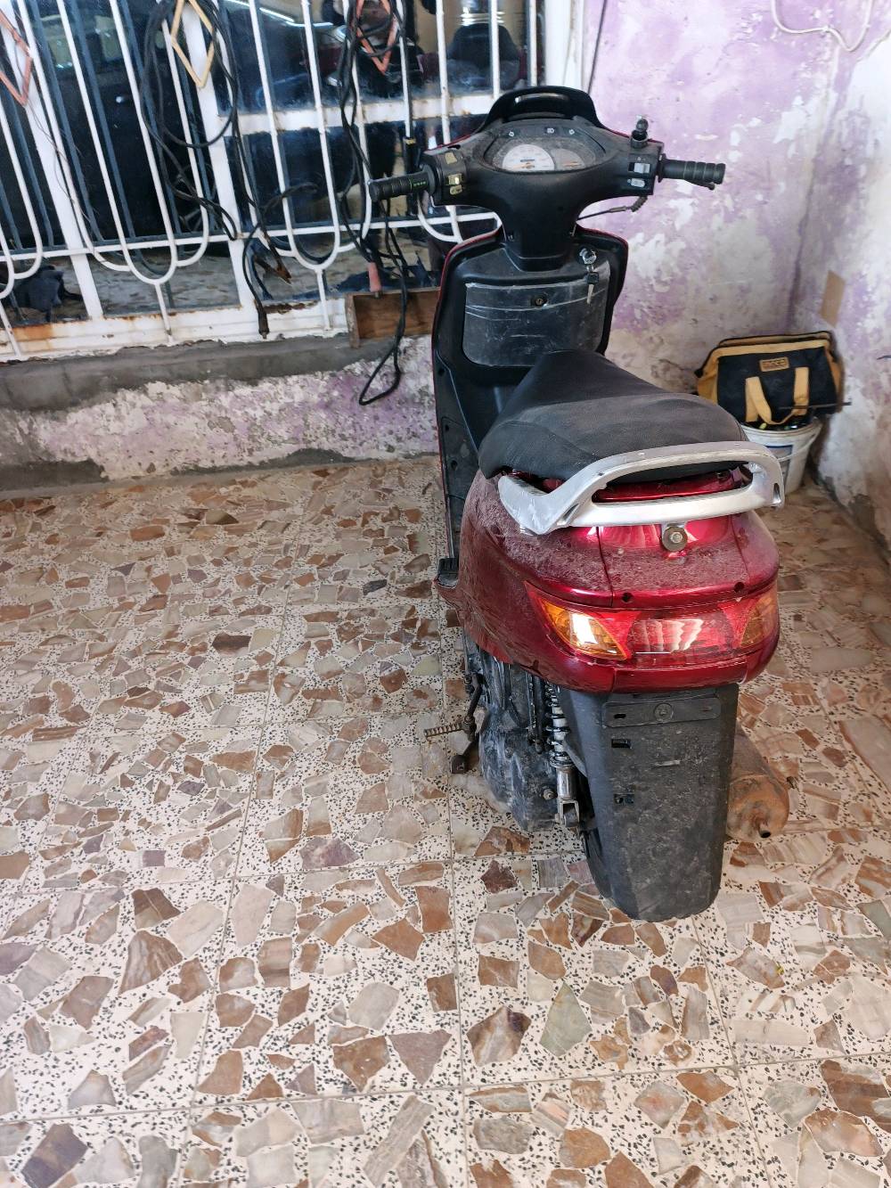 دراجه فراشه فحل رمبه نظيفه كلش عوزه فقط باتري