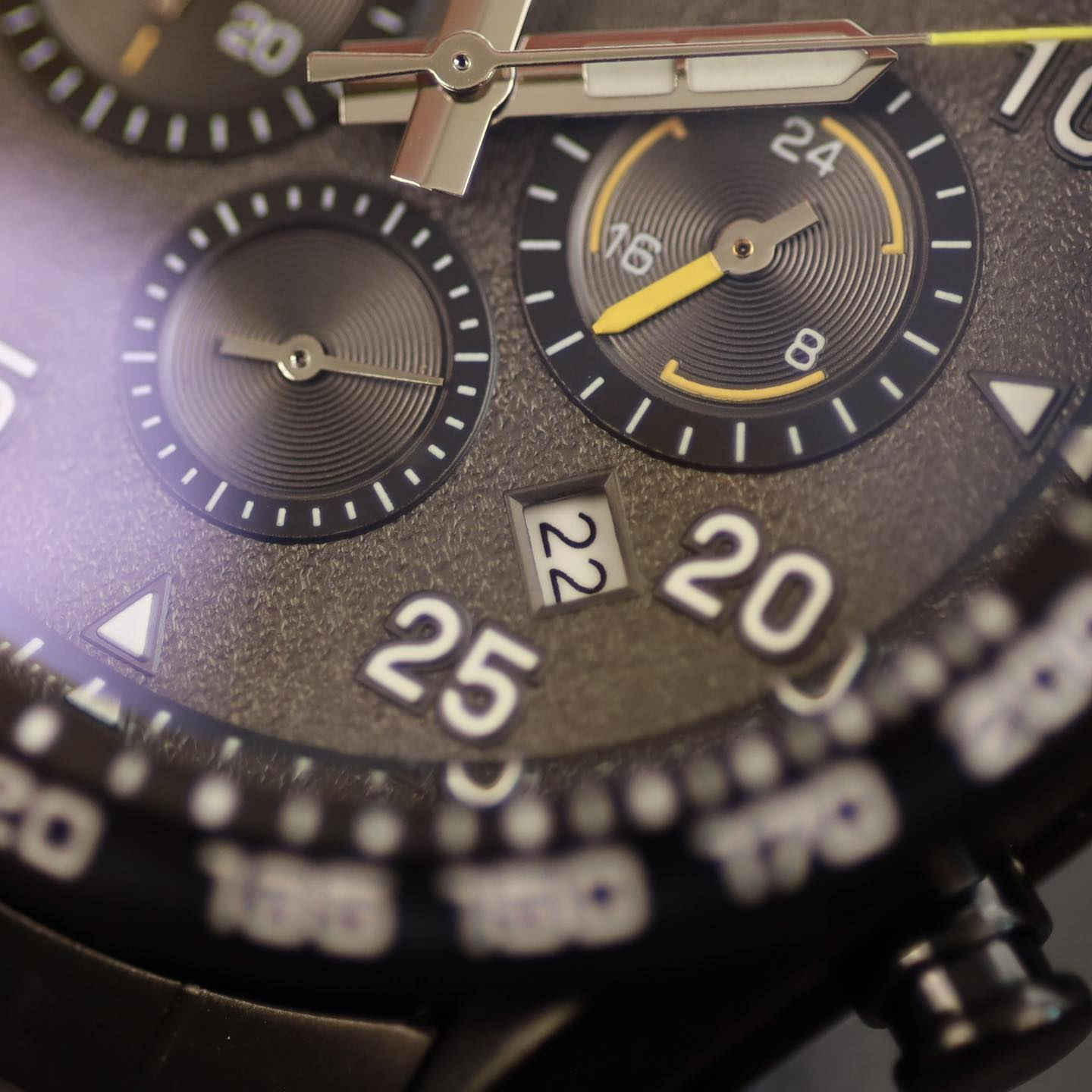 Zain_Pazaar
ساعة رجالية ماركة  CARRERA (PORCHE DESIGN)

المواصفات
.اللون اسود طافي
.المينه بتصميم حجري رصاصي اللون
.جميع السناتر شغالة
.كرونوغراف
.stop watch 
.المعدن ستيل بالكامل
.ضمان سنة
.تاريخ يومي

السعر:55.000

يوجد توصيل لجميع محافظات العراق
(التوصيل من يوم الى ٣ايام)

للإستفسار:***********
او مراسلة الصفحة
♦️التصوير داخل الصفحة تصويرنا

#ساعات #رجالي #توصيل #f #اكسسوارات #العراق #m #a #ملابس #ماركة #tiktok #instagram #fashion #facebook #تجميل #أناقة #هدايا #هدايارجاليه #هدايامميزة #ضمان #hublot #followforfollowback #explorepage #ex #explore #share #like #instalike #save #money
