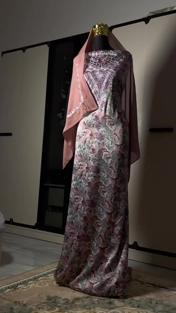 مخاور مع شال كوالتي جدا ممتاز عليهم عرض
يوجد خدمه توصيل   
للتواصل  واتس اب  (***********)
