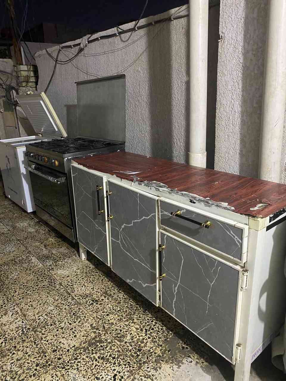 سلام عليكم كاونتر 2 متر
السعر225 وبي مجال
عنوان بغداد مشتل مطبك 
الرقم0773683307


**إذا كنت صاحب هذا الإعلان وتريد حذفه لأي سبب، رجاءا أرسل رسالة إلى الدعم الفني**