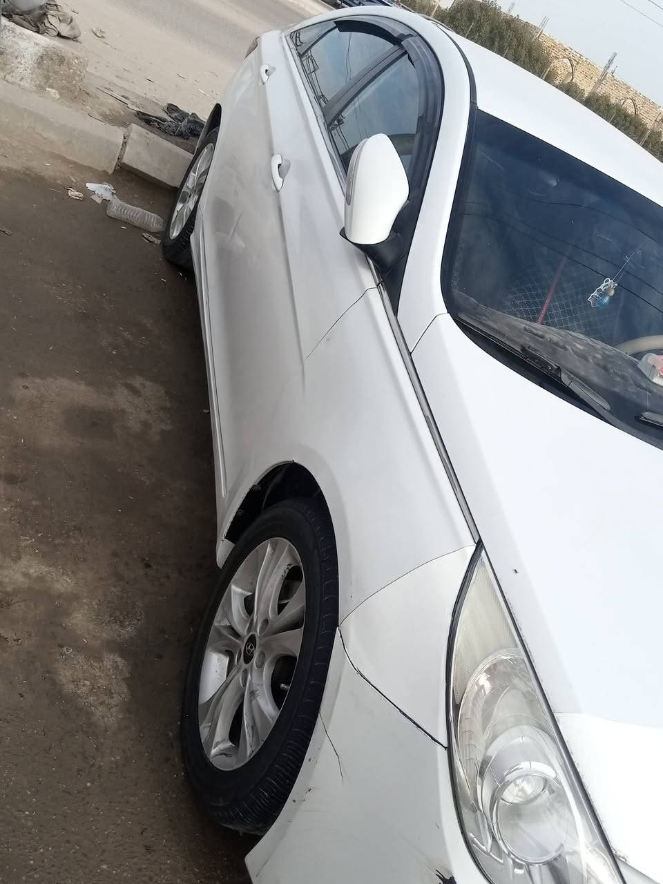 سلام عليكم سوناتا موديل 12
بدون تبديل أو بدون عابر بس رشات صبغ 
مكينه الفين وربعميه خليجي رقم موبايلي ***********
