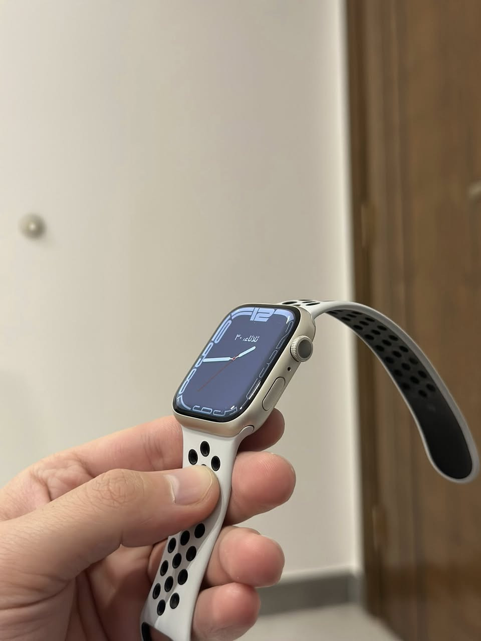 Apple Watch 7 45mm  Nike / 89% 🔋
Star Light ⭐  

ضمان ماستر / نظيفة جداً وغراضها كاملة 

السعر 225 الف

بغداد زيونة 📍


**إذا كنت صاحب هذا الإعلان وتريد حذفه لأي سبب، رجاءا أرسل رسالة إلى الدعم الفني**