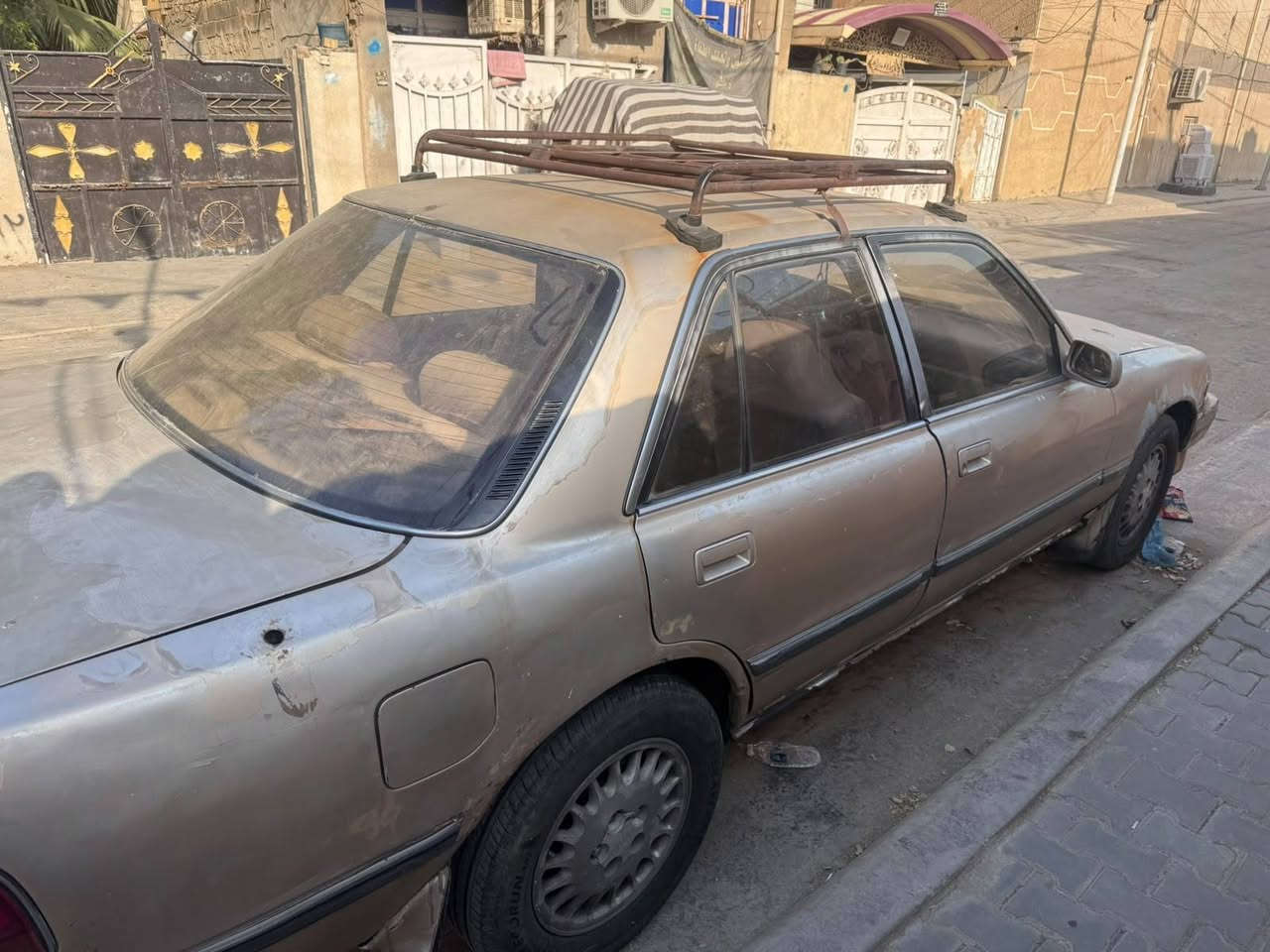 كروسيده للبيع محرك وكير جدد
سياره كامله بيه شويه ملاحضات قليله كشر شوفت عينه 
مكان بغداد الشعب 
محرك بطه 2500 ابلادي 
سعر 33 ورقه وبيه مجال 
سياره بلاديه 
***********

