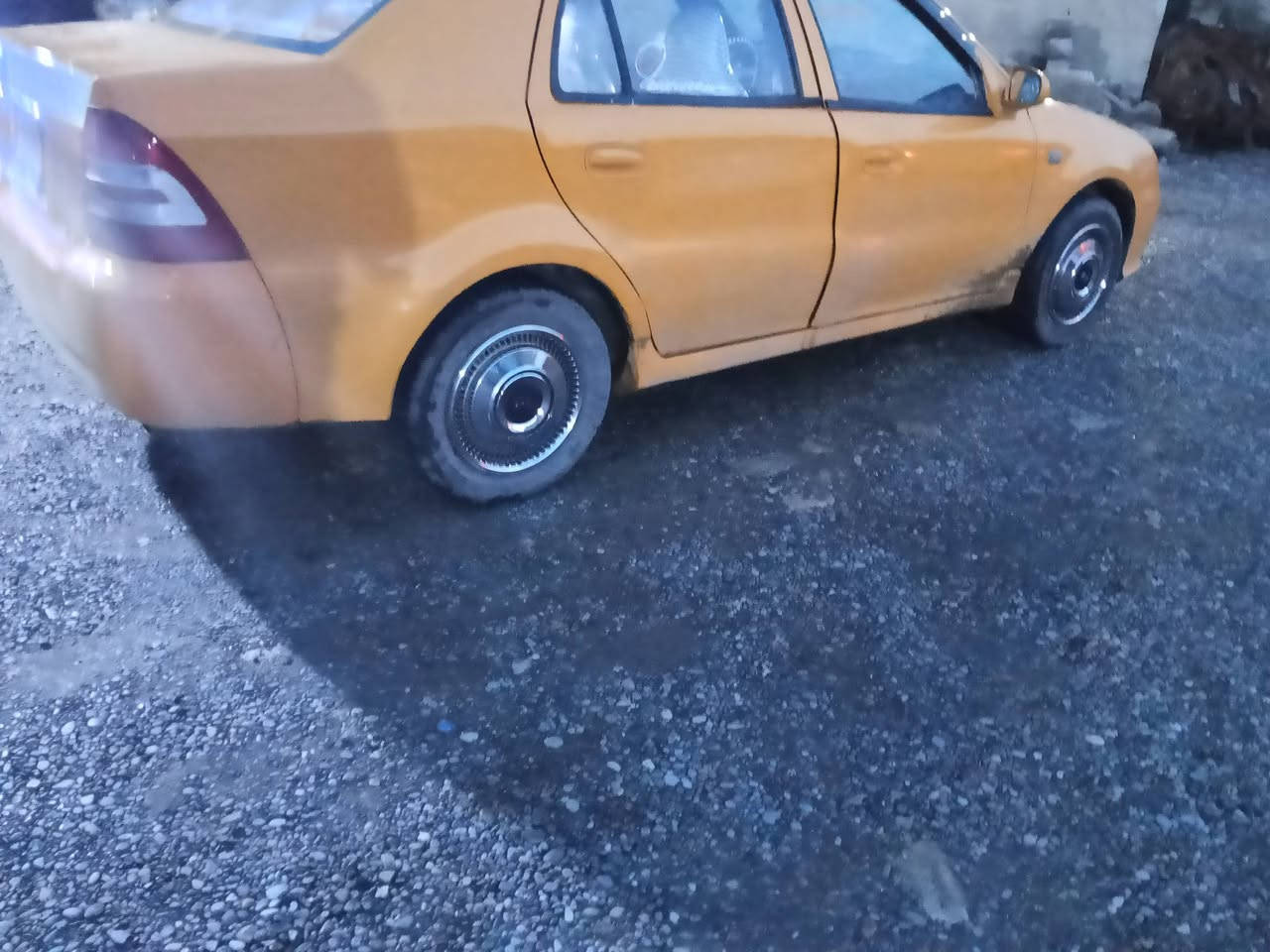 سيكي. مديل 2012 شرعي بل موصل  مكينه كير شرط صبغ احزام هيه 100 غرامات صفر السعر 38اوبيه مجال ***********
