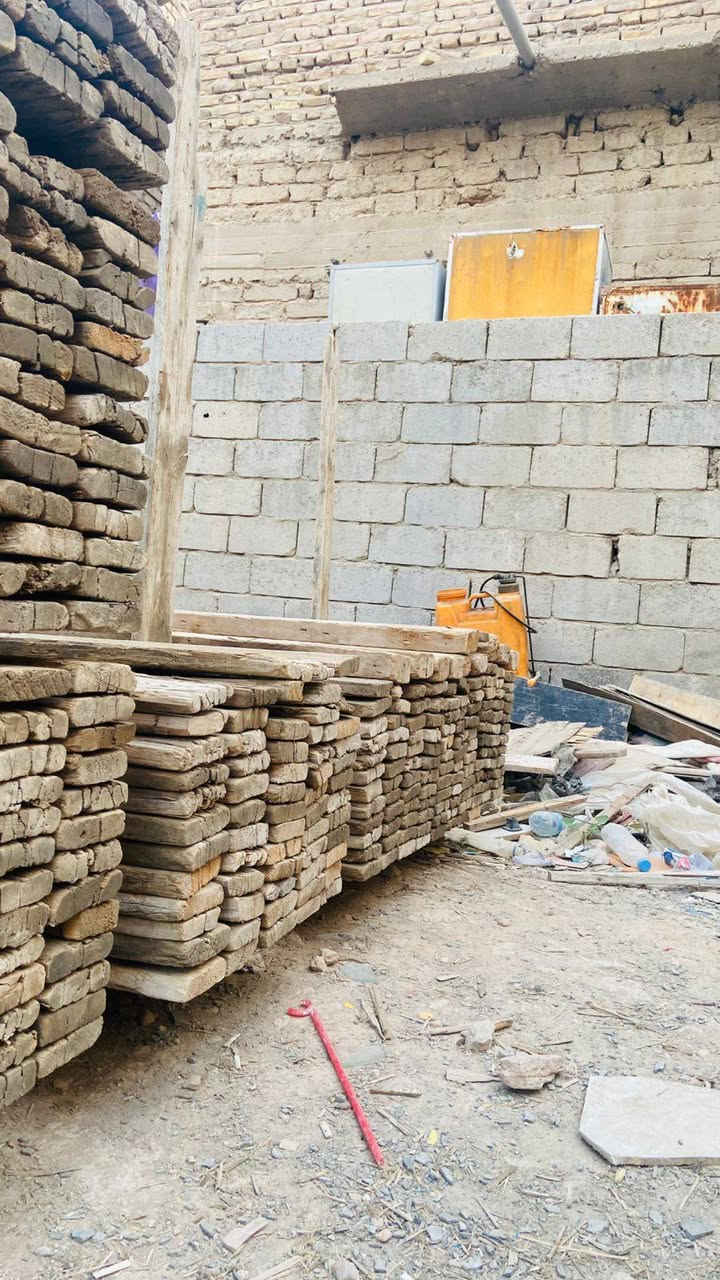 سلام عليكم قالب خشب للبيع العدد 11 مكعب مكان بابل الرقم ***********
