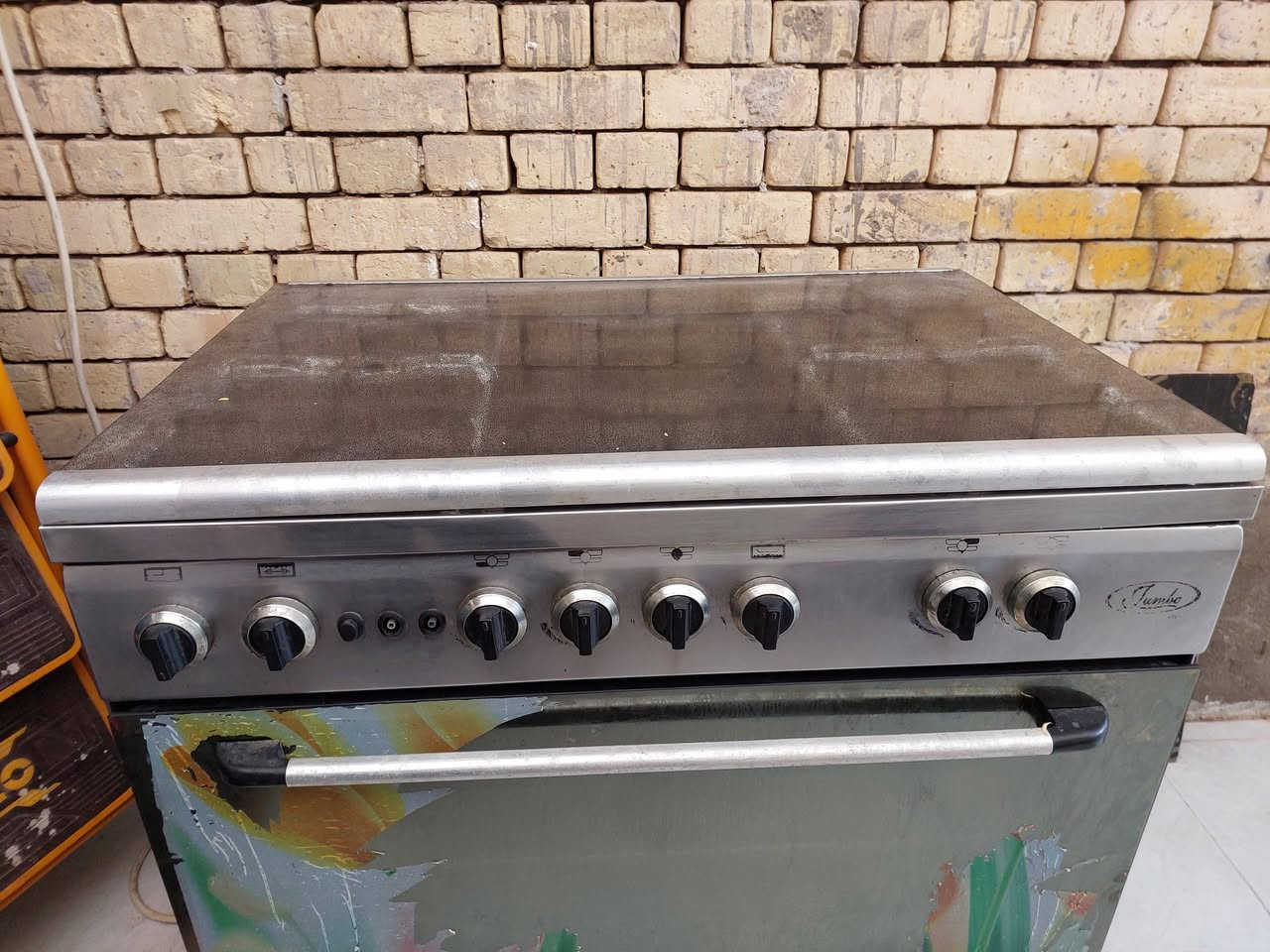 طباخ للبيع ماركه جامبو نضيف كلش اصليه باب اول اي نقص مابي سعر 275 
مكاني البصره الجمهورية 
***********
