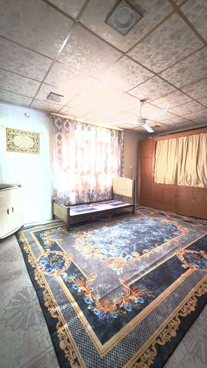 #اعلان
دار للبيع مساحة 315متر

#مواصفات غرفتين نوم صاله استقبال مطبغ صحيات كراج حديقه عدد2 سيراميك سقف ثانوي 

#الجنس العقار زراعي 

#العنوان ديالى خانقين ملك شاه مقابل كراج بغداد 

#السعر 38مليون

#اتصل مكتب علي الوندي للعقارات ومقاولات 

***********
