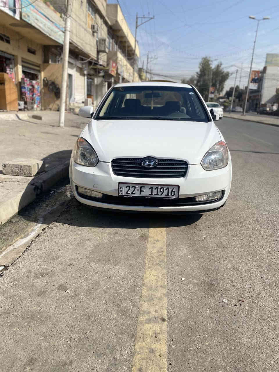 السلام عليكم. 
اكسنت 2010 مكينه 16.شرط 
بدون ضرر بيها صبغ دوسه فقط 
السياره جديده ومال بيت طخم
امامي وخلفي جديد تايرات جدد
سياره ماتصرف عليها ربع جاهزه
من كل شي كابون بازين بيها
السعر 105.وبيها مجال
شي قليل. 
***********
