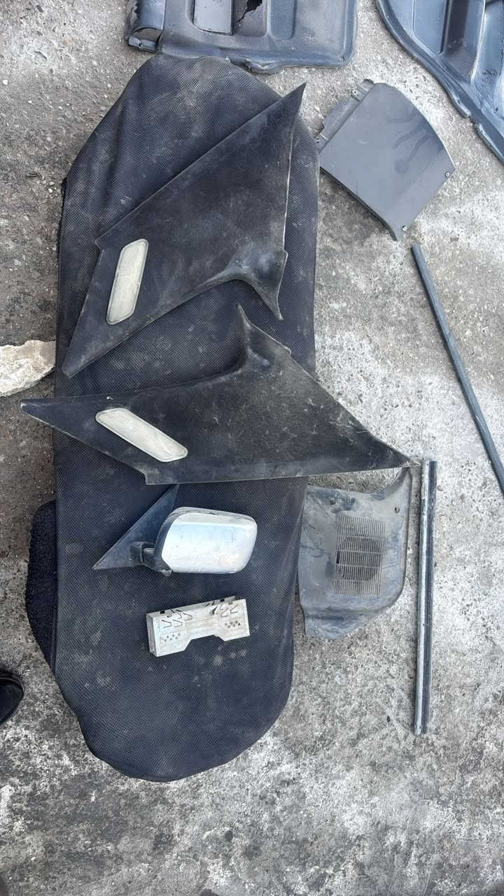 سلام عليكم شنو تريد ل 525 موجود من داخل تنته تانكي بنزين  جديدة أبواب جاملغات دشبول صدر لايتات بكلايت اكسل ب انسب الأسعار متواجد اتصال او واتس اب عنوان الشرطة الرابعة ***********
