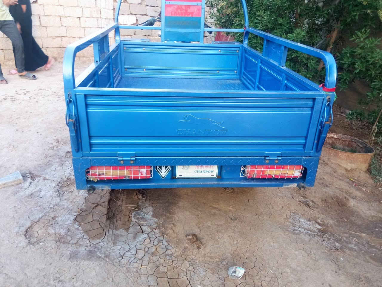 السلام عليكم ستوته للبيع موديل 23 السعر 2و500 مكان دغاره قرب الجامع الكبير الرقم ***********
