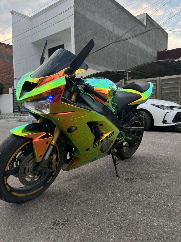 السلام عليكم شلونكم شباب من هسه ميعجبك المنشور والسعر اعبره ما اجبر احد    كاوسكي 2003 نازله من معرض كلشي وكلاشي صور المعرض موجوده
منفيس يابان موجود بيها ومزاده موجود الدراجه حلوه ونضيفه مكينه بلاد 
ممشاها من المزاد 39 الف حاليا 44 الف وقابل للزياده اخوتي 
الدراجه مصروف عليها 
عليها يدات كاوسكي 
وعليها جامه سوده تزويد + تغليف اسود لماع 
عليها اكزوز sc اصلي + الاكزوز البلاد موجود 
عليها مري تزويد 
عليها دواسه تزويد اخضر 
جاملغ خلفي طلاء مائي كاربون فايبر 
جاملغ زنجيل طلاء مائي كاربون فايبر 
دواسه خلفيه طلاء مائي كاربون فايبر 
ستيرن طلاء مائي كاربون فايبر 
قبق بانزين طلاء مائي كاربون فايبر 
وشم ويل خلفي امامي 
وشم ع دراجه 
الكفرات صبغ اسود لامع + فوكاها تغليف قلاب 
شاصي تغليف كاربون فايبر 
عليها سكن ازرك ناصي ابيض وعالي اصفر 
تضليل مازده وتضليل بك لايت 
وشم ع تانكي كاربون فايبر 
كشن دوشمه جلد اسود طافي 
سلايدرات اصلي
سعر الدراجه 50$ قفل 
رقمي ***********

