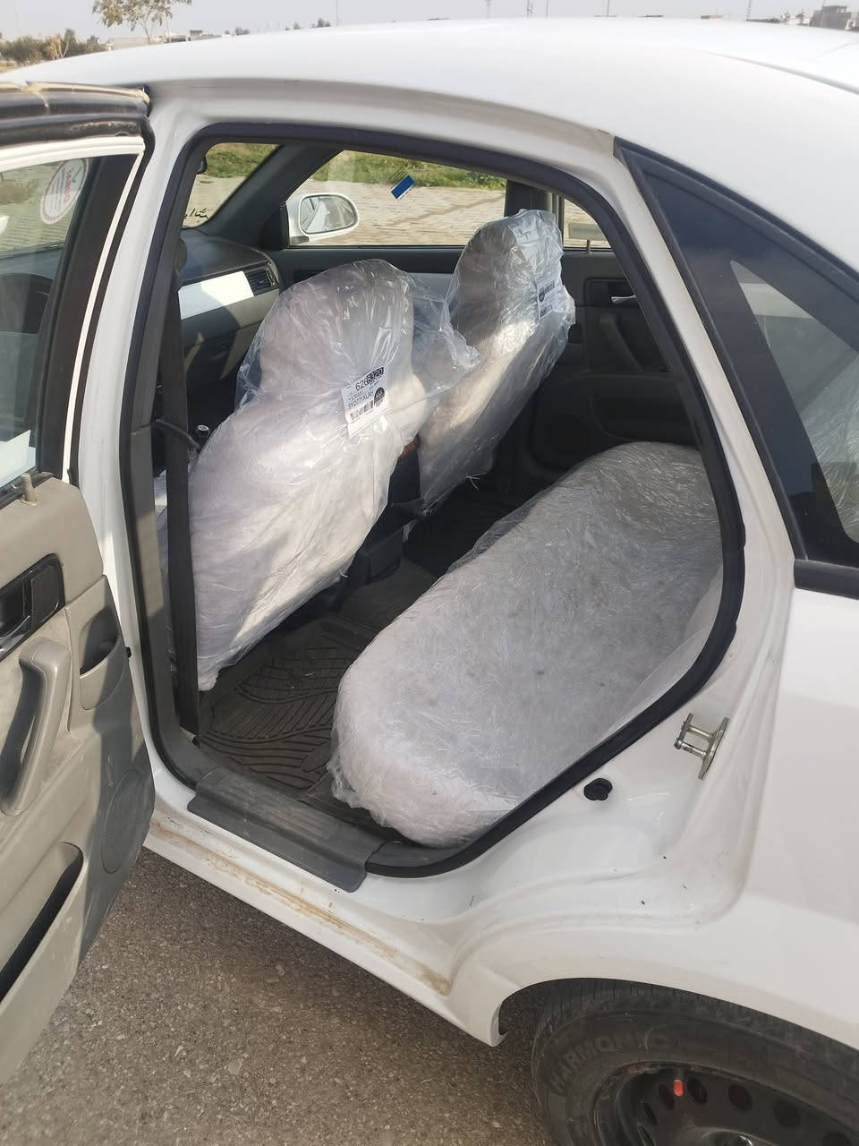 سلام عليكم اوبتره موديل 2013 بدون صبغ بدون ضربه بي مكانين تعديل بارد وسقف حالوب وبي خيط بخار رقم سليمانيه سنويه لحد 30 بطاقه بانزين موجود شرط تحويل وكاله سياره احله من صوره اطار جديد باتري جديد صدر جديد تعال وشوف بعينك يعني كلش حلوه ومال بيت بدون قسط فقد نقد سعر 83وبي مجال قليل عنوان كركوك شورجه قرب مطعم حمه ناصر خابر وتدلل تحياتي للجميع رقم اسيا ***********
