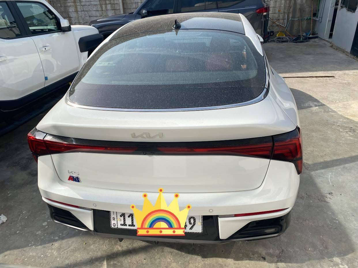 ﷽ 💎
السلام عليكم👋🏻 
للبيع
 (كيا كي فايف Kia K5 2025 خليجي) 
✈️مكفوله كفاله عامه 
 📢كفاله عامه من كُلشي مكفوله 
📍فولللل vip 
 📍خزن ميموري 
📍عداد ديجتال
 📍اربع كامرات
📍 ثنين كراسي كهرباء
📍 تشغيل عن بُعد 
📍بكلايت LED 
📍داخل جلد لونين 
📍كشنات تدفئه تبريد 
📍اوتو هولد 
📍ترحيب عند الاقتراب 
📍5 انظمة قياده 
📍مري قلاب
📍اضاءه اوتو
📍مري شفط 
📍قطعتين تبريد 
📍محرك 2500cc Smart المحرك الذكي 
📍هاند بريك بصمه ((P))  
📍 ماشيه 11000km
📍السعر 25700$وبيها مجال 
📍 الموقع بغداد 
📲***********
📞***********
ومن الله التوفيق 💎
