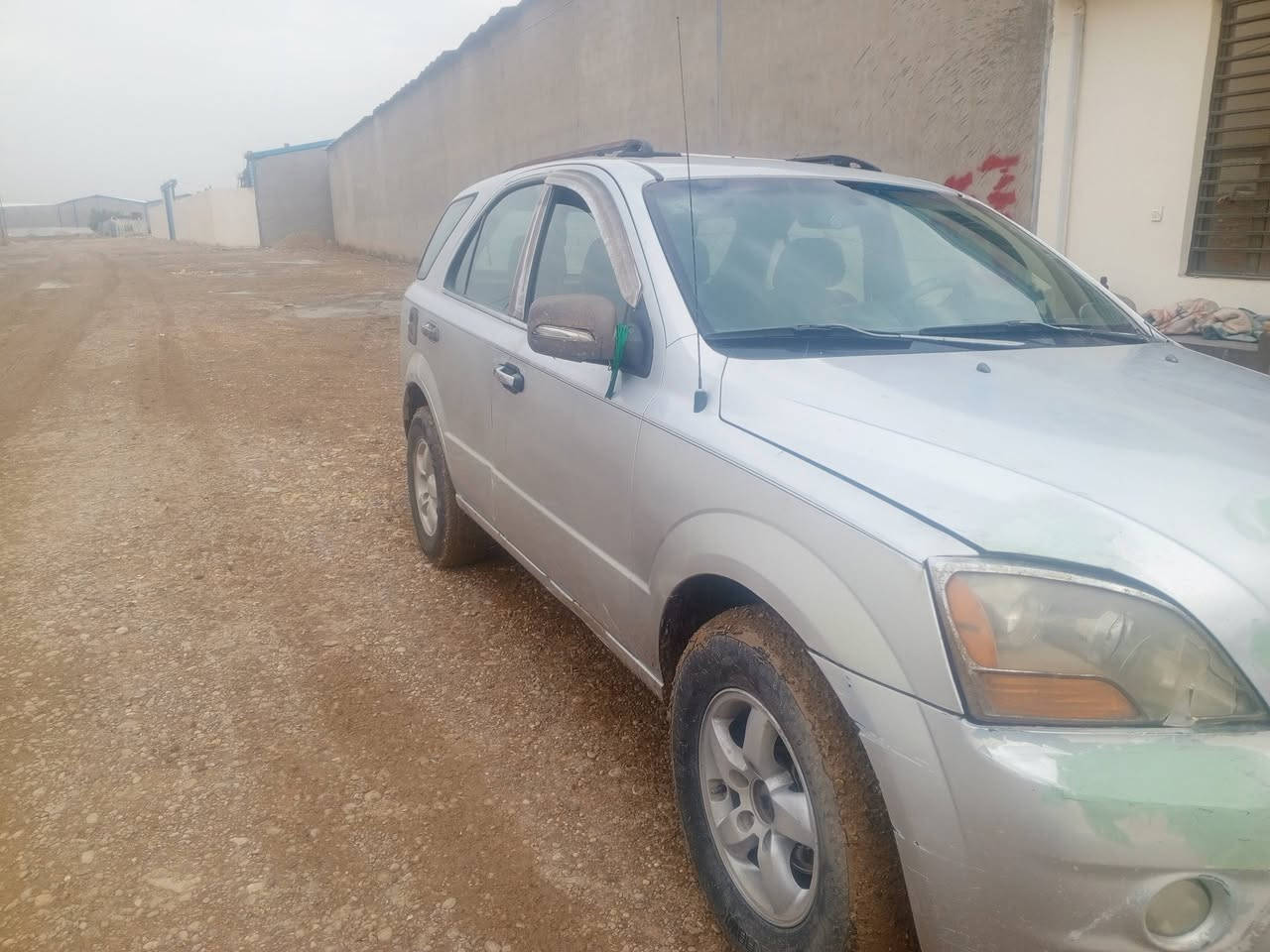 سورنتو 2007 وارد امريكي
محرك وكير مكفولة محرك 3800 
بيهه ضربه ل بصوره مبينه معجنه وبيهه والباقي مكفول كله
 رقم ديالى تحويل ثاني يوم 
*********** واتساب او اتصال
