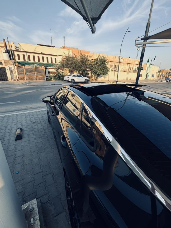 سلام عليكم كيا كي فايف موديل 2023 جيتي لاين رقم اربيل ب اسم شركه تحويل او وكاله سياره جيتي لاين فول معروف مواصفات الجيتي لاين سياره بيها بنيد صبغ قفط قطعه وحده بدون دواخل شواصي لغود كفاله ماشيه 65 الف ميل بيع او مراوس بجيب او دورنكو 
مكان سياره بصره 
***********متواجد واتس
