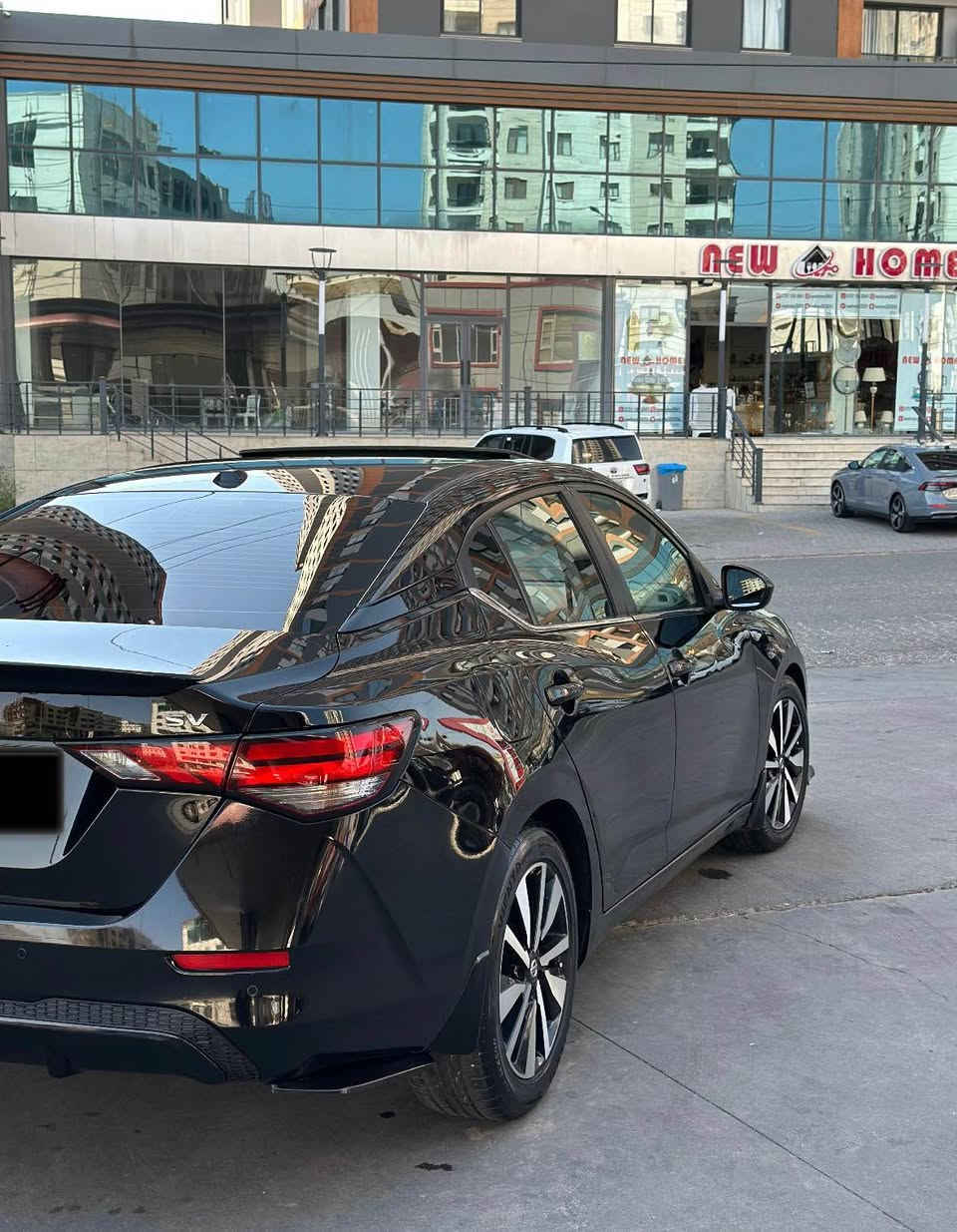 نيسان سينترا موديل2022
٥٥ميلا جوي
مواصفات SV پلاس
✅سلايت
✅داخلي زه ر 
✅كوشن و ستيرن هيته ر 
✅ سنگ و پشت راداره
✅كاميره يه
✅ ده رگه بصمه يه شغاله  
صبخ ده رگه و جه ملوغ صبخه 
سنگ و پشت كبسه
بئ داخلي و بئ په ره شوت 
سعر 130 مه جال  
📲*********** دهوك, العراق

