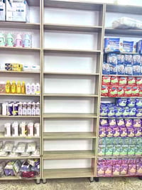 رفوف ٥ • ارتفاع ٢٥٠سم • عرض ٨٠سم