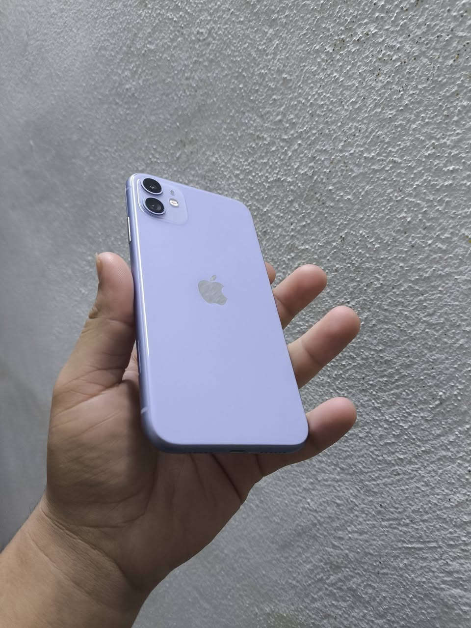 📱 للبيع – iPhone 11 🔥
🔹 الموديل: iPhone 11 عادي
💾 الذاكرة: 64GB
🔋 البطارية: 76% (بلادي)

✅ مواصفات الجهاز:

شغال بالكامل

تك سيم شغال طبيعي

الكامرات شغالة وتصويرها حيل حلو

الصوت واضح

الهزازات شغالة طبيعي

الجهاز Waterproof (ضد الماي)

الشاشة بلادي وغير مستبدلة

الجهاز كبس هوه (غير مفتوح)

⚠️ ملاحظة: يوجد خطّين بالشاشه يروحن وما يأثرن على استخدام الجهاز.

💰 السعر: 175 ألف فقط 🔥

📍 الموقع: الموصل - الأيسر

📞 للتواصل: خاص أو اتصال مباشر
***********
