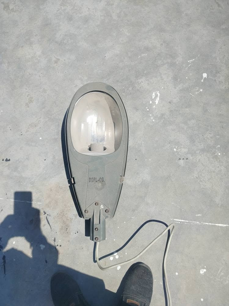 ‎٢گڵۆپی عمود ٤٠٠واتی بەشەرتی
ئیشکردن. شوشە یان لەگەڵ نیە
دانەی ٤٥هەزار  سلێمانی.***********‎ السليمانية, العراق
