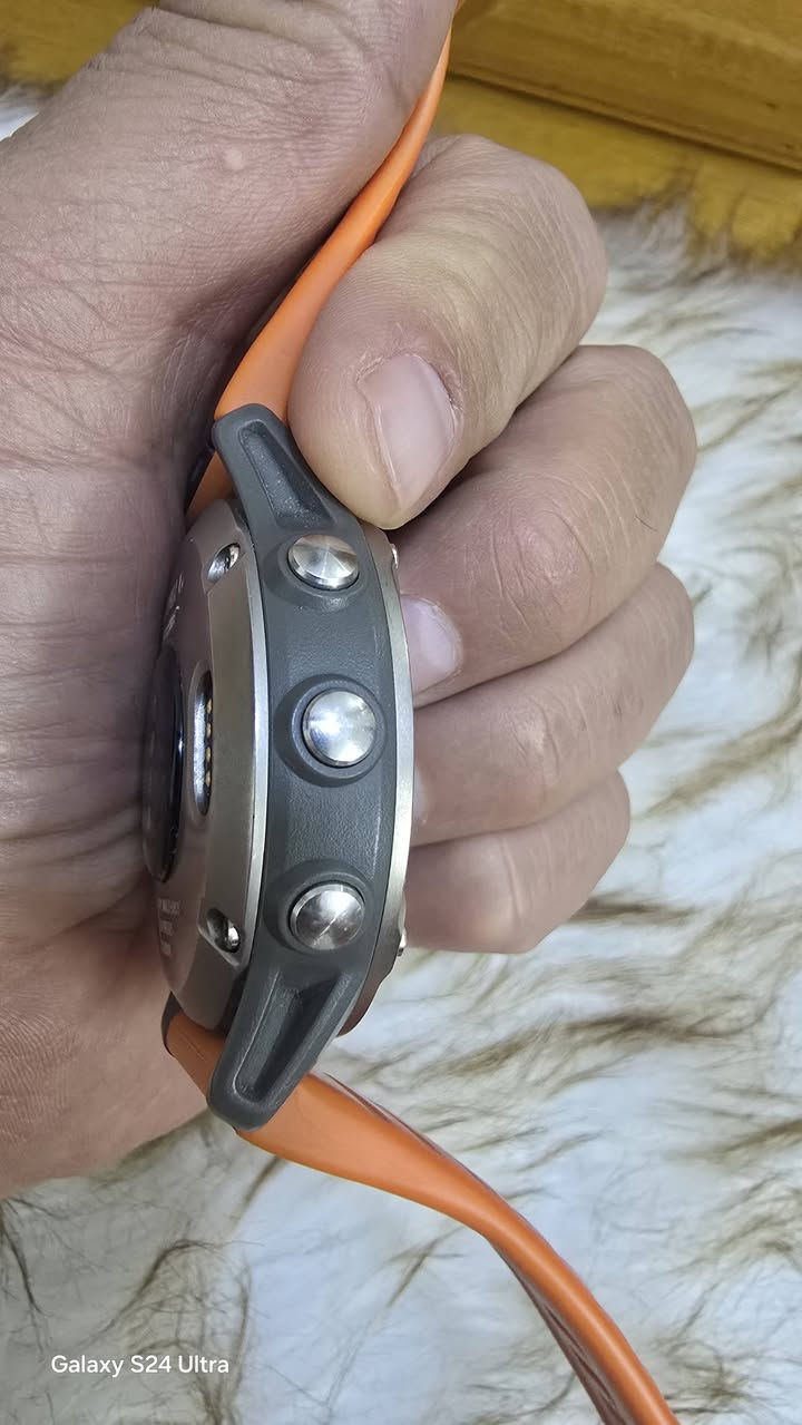 السلام عليكم.. فنكس6 سفاير تيتانيوم حجم 47 مع كيبل شحن (عطل بوصلةعدادخطوات والايماءاةسويأ) شرح بالفيديو.السعر150الف
للاستفسار واتس وخاص ***********
