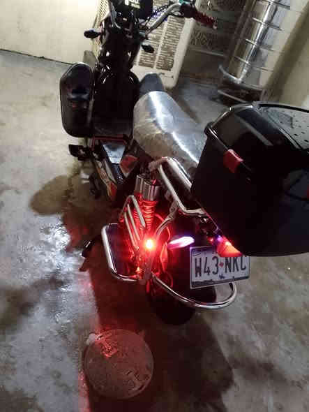 السلام عليكم موطور جبلي للبيع 
موديل 24 موطور جديد ماتذب علي كلشي
بطاريات جديد 6 باتري موطور مال جناي 
مثل ماموضح بالصوره جاهز مجهز
المكان شارع الأطباء بالسوگ القديم 
السعر 620 للأستفسار 
الاتصال بالرقم ***********
