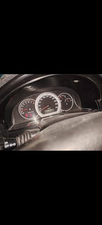 لبيع اوبترا شركه عامه نضيف بشكل بوجهك لشارع ربع مذب عليه سعر ٧٠ وبيهه ...