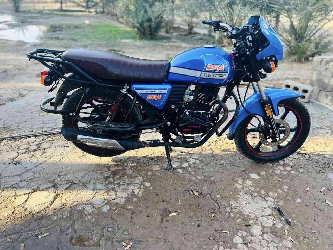 سلام عليكم دراجة دايوان للبيع موديل 23 طالعة بل ٢٥اخت الزيرو. أوراق. كامله. دراجة مكفولة كفالة عامة كهربائيات  كلهة شغالة  أي نقص مابيهةً محرك. 200 كتابة حمرة. سويج. سجينة. شرط احلا من الصورة. السعرمليون. 500وبيهة. مجال  الرقم ***********
