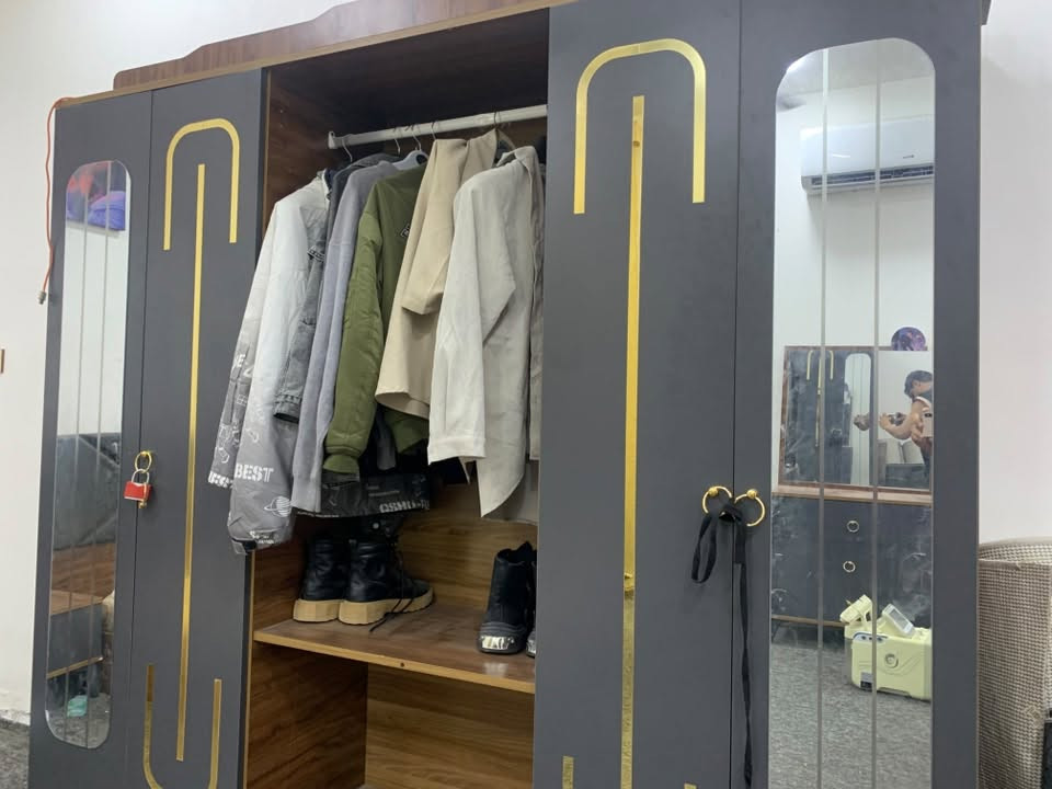 غرفه نضيفه كلش
موقعه الديوانيه حي العسكري
السعر:300وبيه شويه مجال
***********
