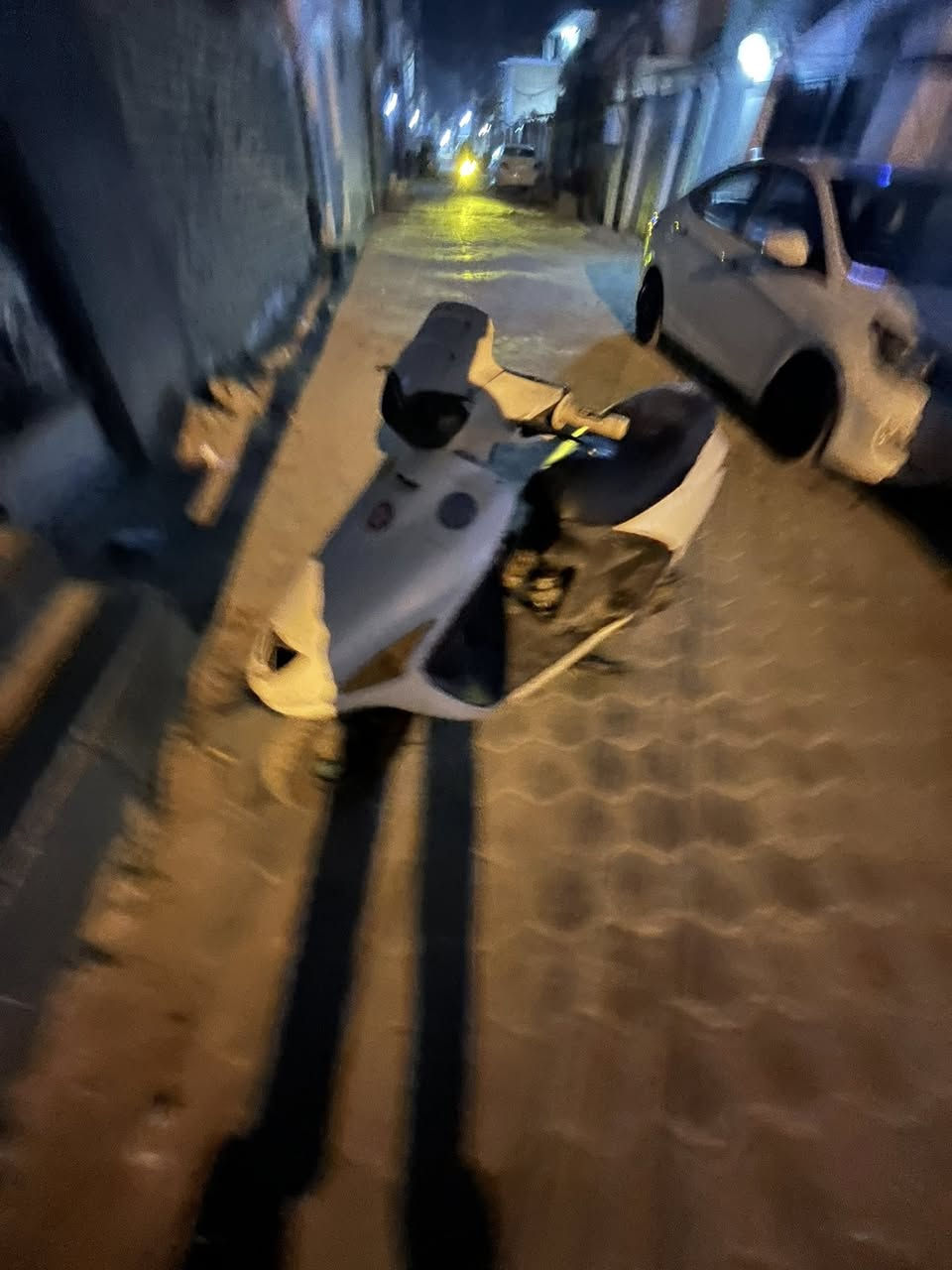 السلام عليكم
دراجه فراشه 

هستوني مچفتها بعدها بالحسگ 

سعرها ب٢٧٥ 

مكان النجف 

هذا رقمي 

***********
