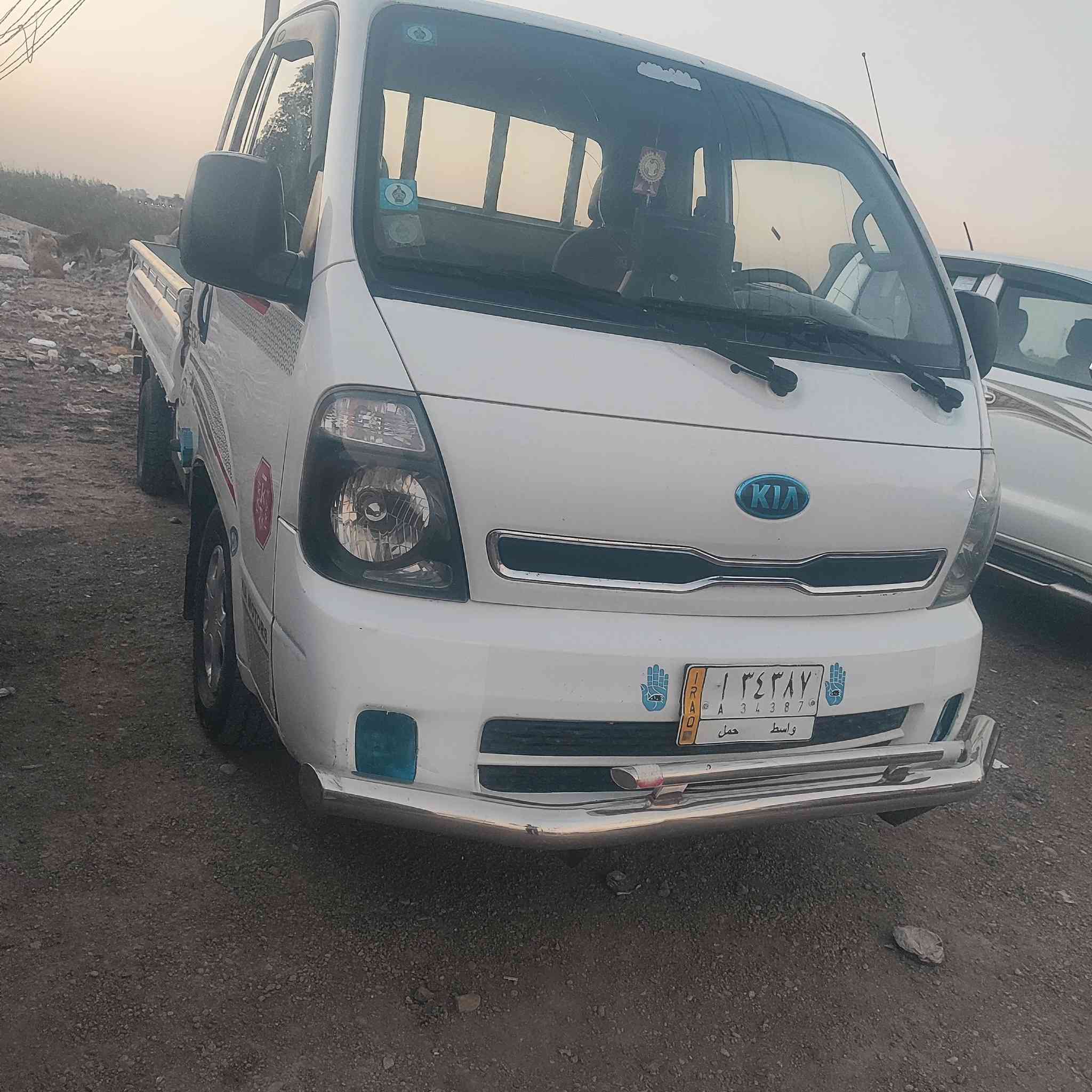 كيه موديل 2015 رقم واسط. بسمي مكفوله سياره من كل عيب هذا رقمي ***********
