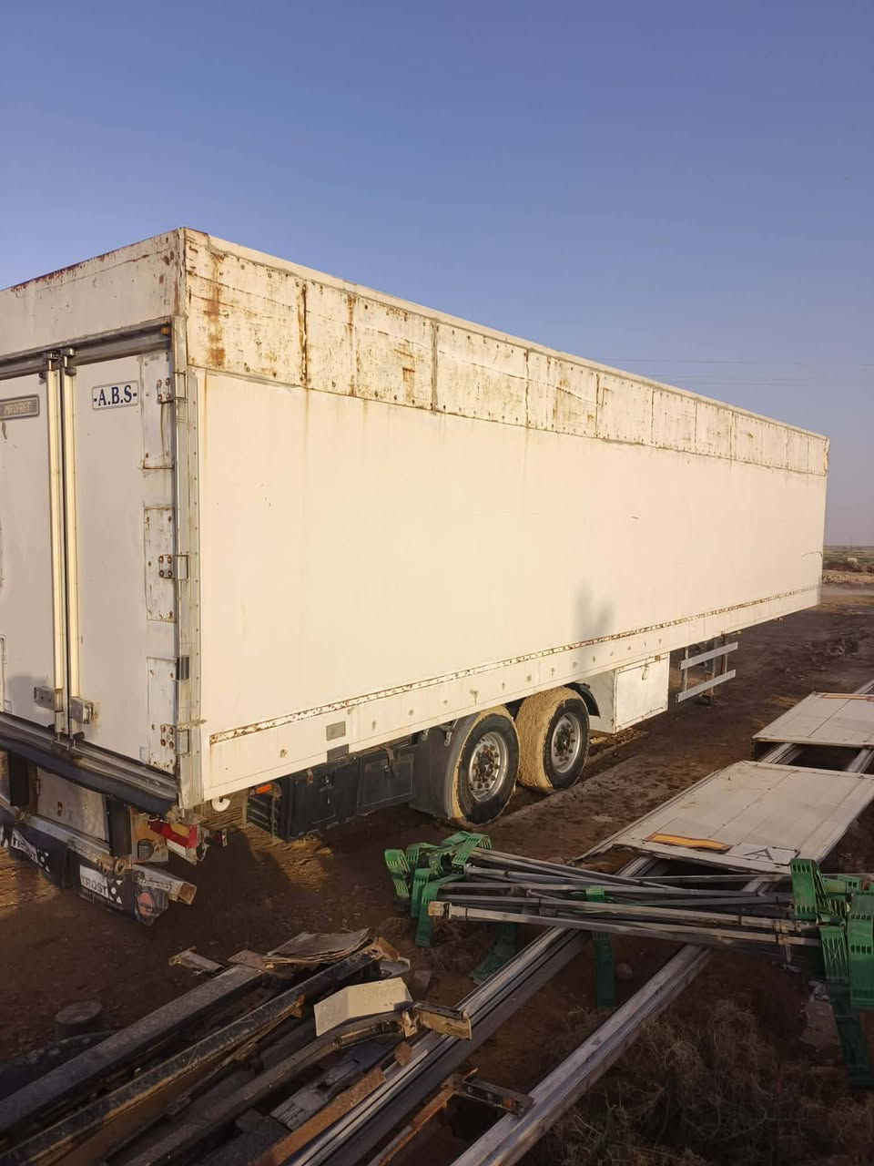 بوكس للبيع رتفاع ٢٨٥ لسعر ٣٥ وبي مجال *********** اني مكلف بل نشر
