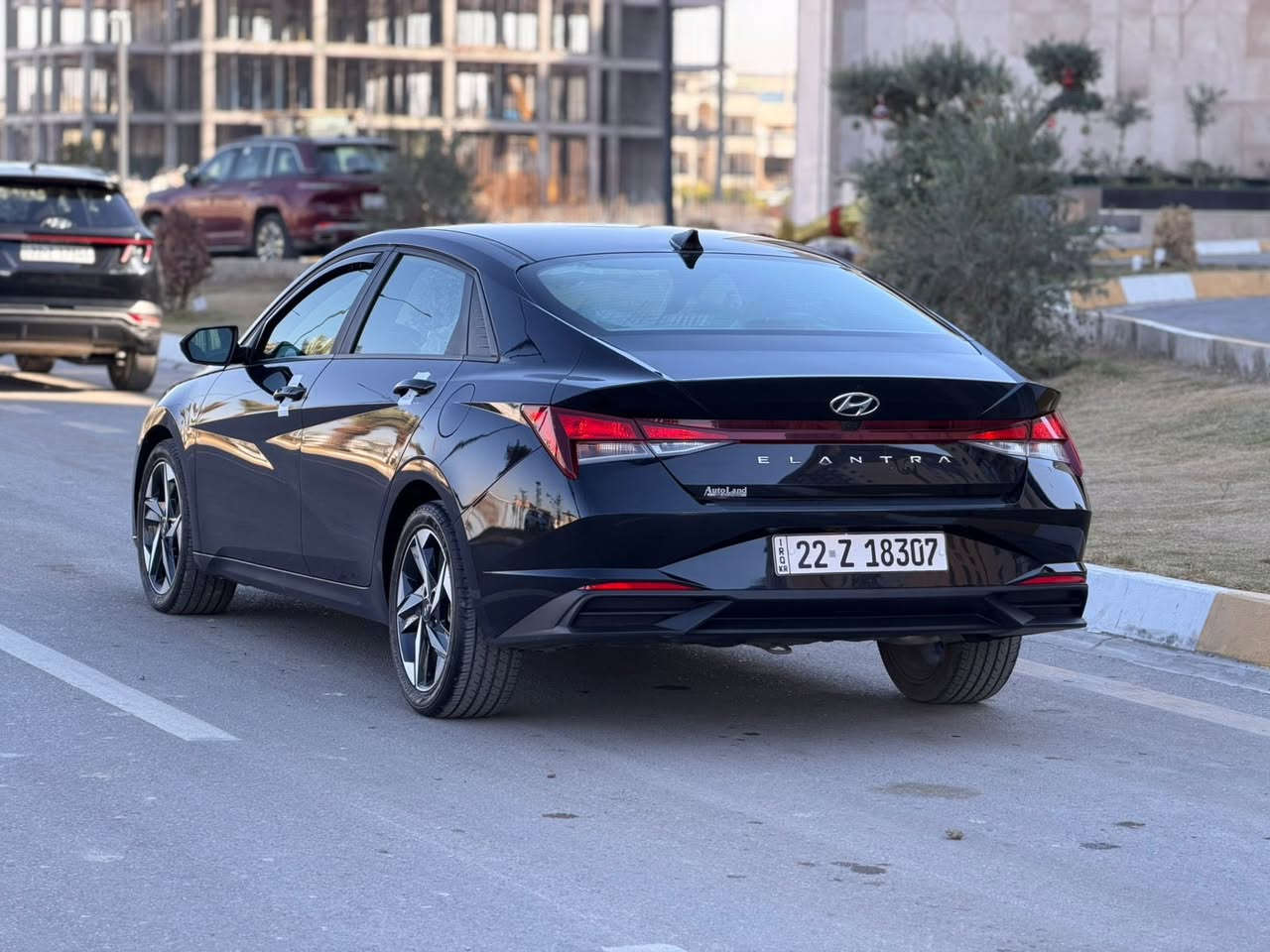 ***********
للبيع 

النترا وارد امريكي موديل 2023

حادث جانبي بابين جهة اليمين يعني قطعتين صبغ فقط 

باقي السيارة مكفولة من الصبغ 

سعر 157 ورقة 

حجم محرك 2000 دوش

بصمة تشغيل وابواب وتشغيل عن بعد 

شاشة ديجتال متصل وكامرة دوارة

لايت زينون عالي ناصي منضومه اصلية

هاند بريك بصمة 

تليفون 📱 شاحن وايرلس

تبريد شاشة منفصل

هيتر بالكشنات

سيارة جديدة تخم تاير جديد ماشية 26

رقم اربيل الجديد وكالة او تحويل حاظر 

***********

مكان السيارة بغداد الكرخ قرب شارع مطار بغداد الدولي
