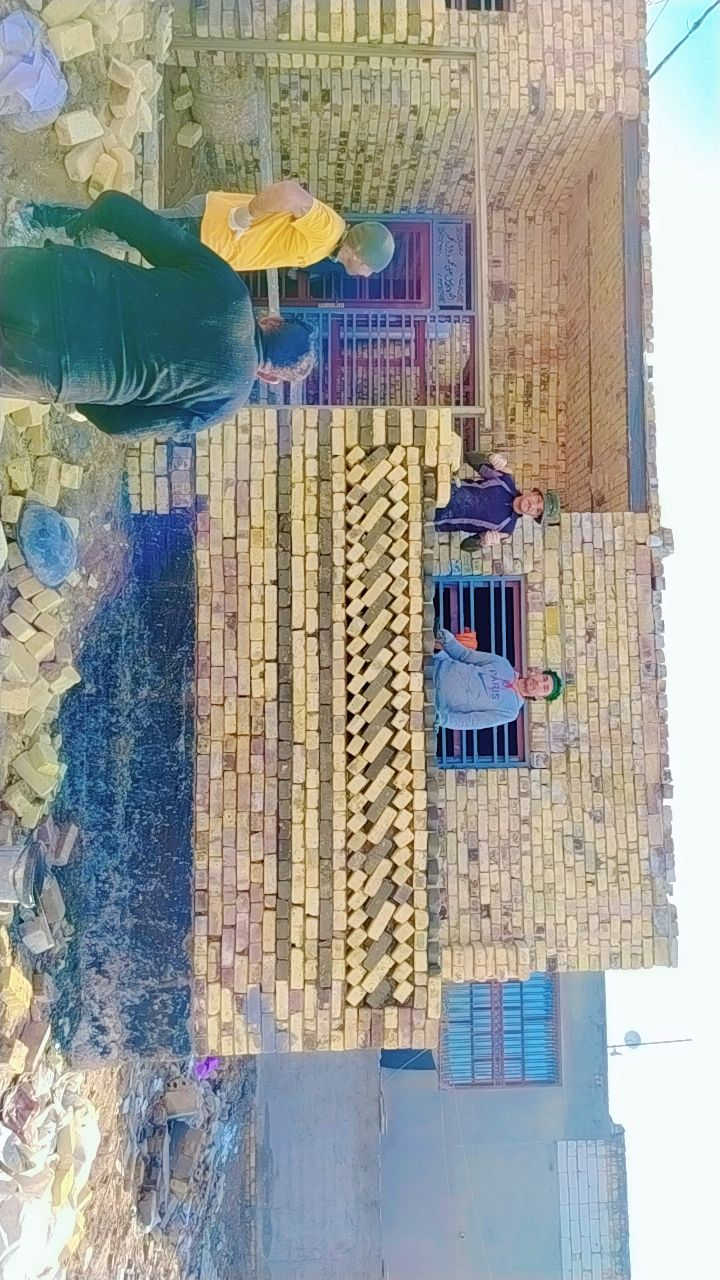 اسلام اعليكم تحياتنه لخوتنه جميعن خلفه بناء متفرغ حالين
تفليش ذا اكو عادي حسب لتفاق تفليش كونكريت
واني بلخدمه ***********جميعن
