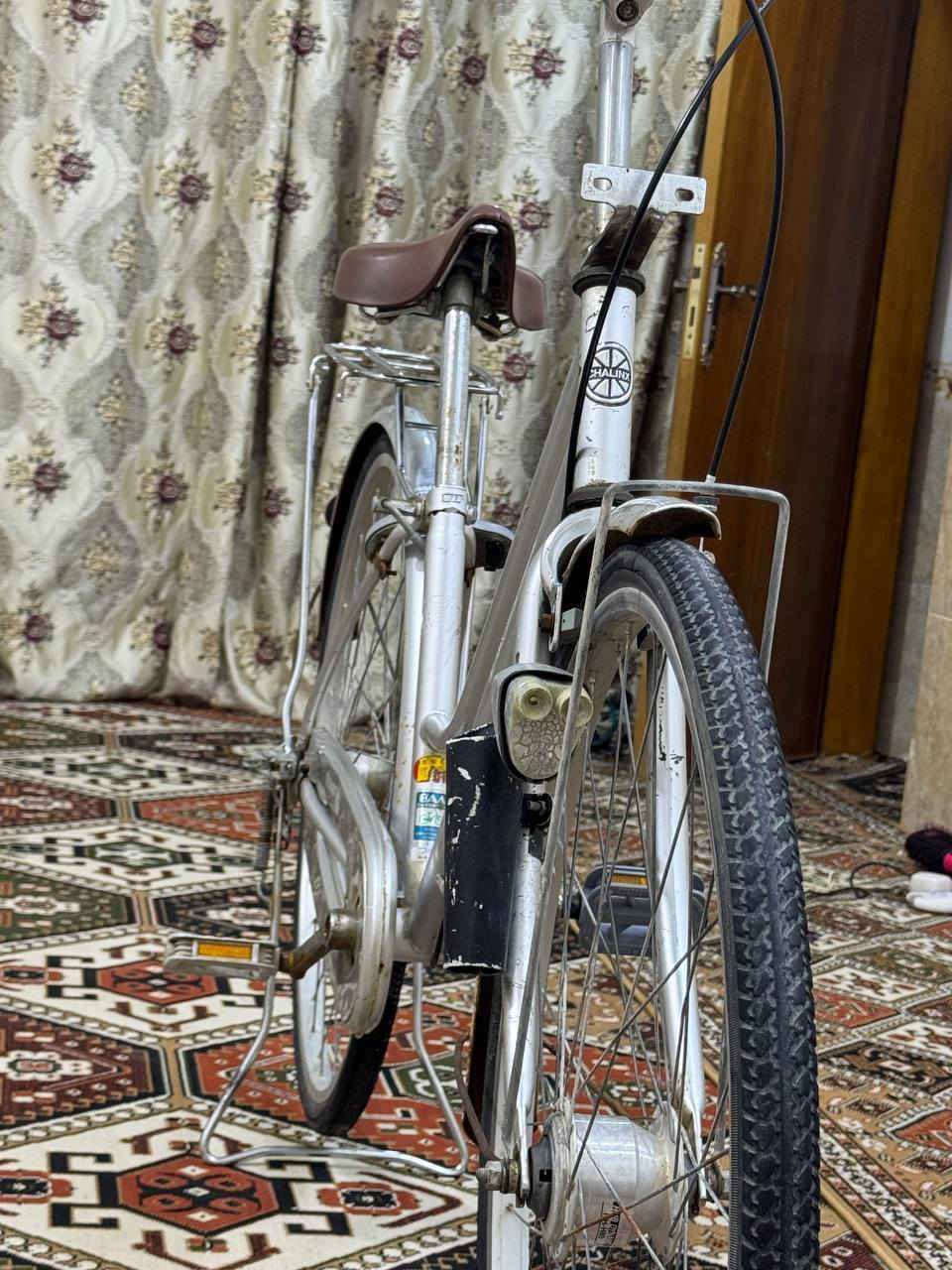 السلام عليكم باسكل للبيع
گير وحساس حجم 27 عوزه شويه ترتيبات واضحة مكاني مشخاب التواصل ع خاص


**إذا كنت صاحب هذا الإعلان وتريد حذفه لأي سبب، رجاءا أرسل رسالة إلى الدعم الفني**