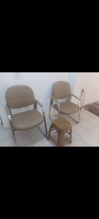 حي البساتين • للبيع • كرسي