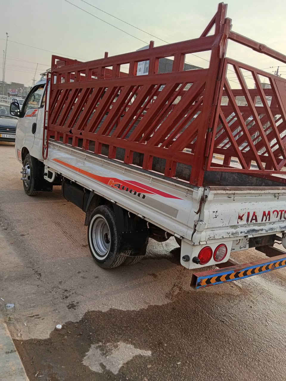 السلام عليكم فحل للبيع 2010 سنويه من 28 مكينه وقير مكفولات شاصي مقفول تخم تايه الجوار العنوان نجف حي العسكري رقم الهاتف ***********
