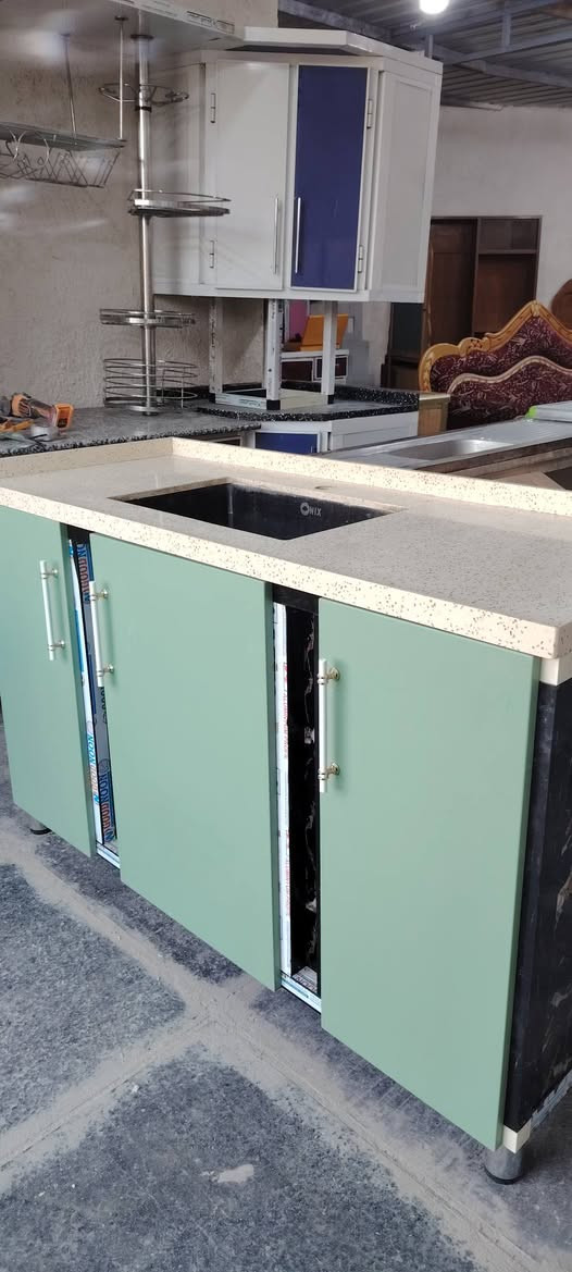 معرض القزويني الاثاث المستعمل والجديد بأسعار مناسبة العنوان البدير شارع جامع ال حجي رشيد القريشي مجاور جملة جاسم البولاني
*********** سيد ستار القزويني/وتساب 
*********** سيدكرار القزويني /وتساب
